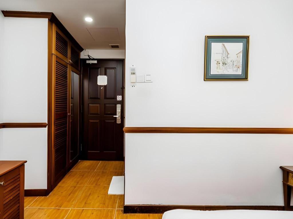 Four Chain View Hotel Singapore Exterior photo